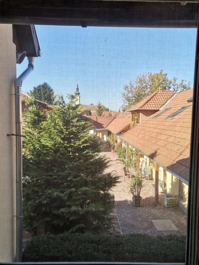 Lika Panzio Gyula Otel Dış mekan fotoğraf